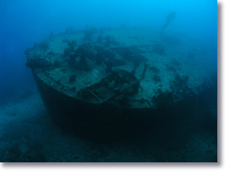 Stern section of USS Tucker 21 meters of depth - photo taken by -