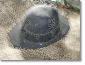 Wooden Nagriamel hat